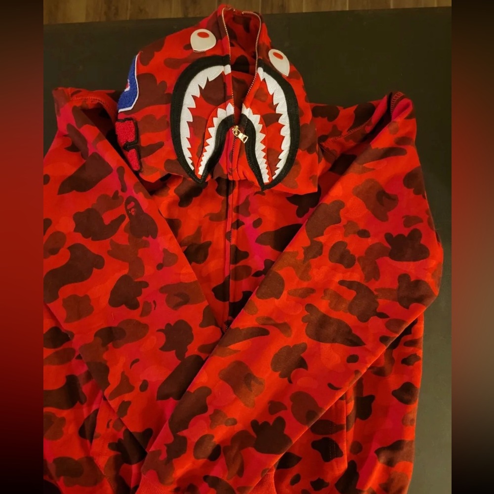 BAPE red shark hoodie Size small